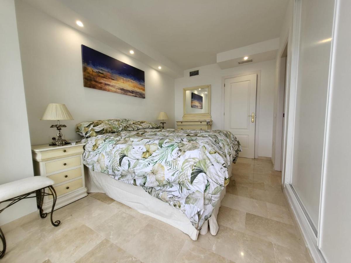 Marbella Edificio Puerto Azul Apartment Екстериор снимка