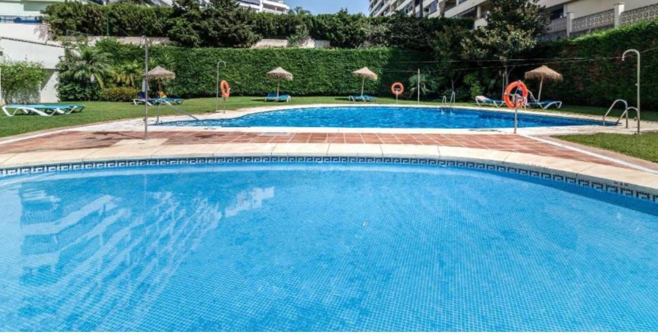Marbella Edificio Puerto Azul Apartment Екстериор снимка